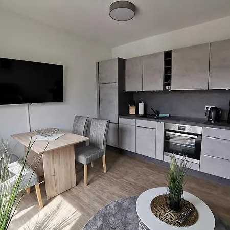 Og Kuestenwald Lejlighed *